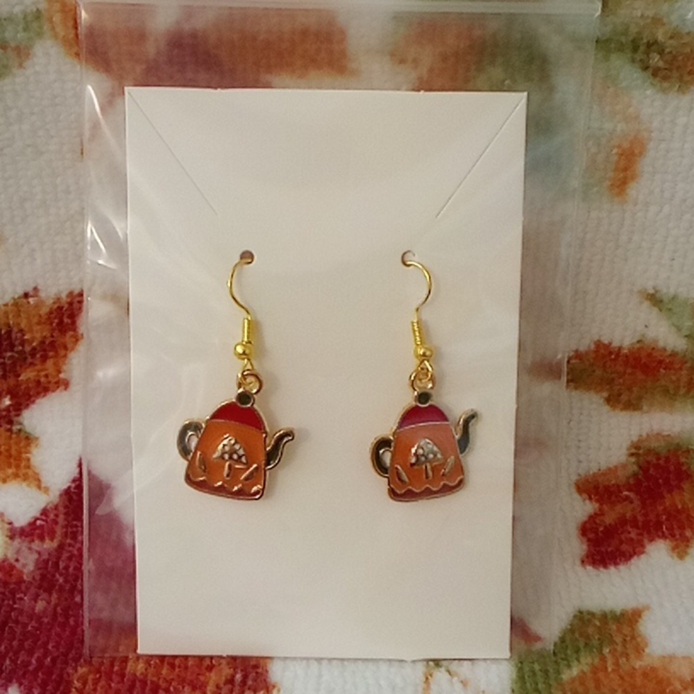 Teapot Earrings 🫖